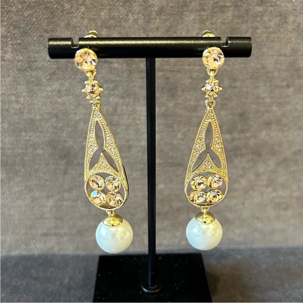 Gold Colour Art deco bridal earrings gatsby style 1920s wedding zirconia pearl